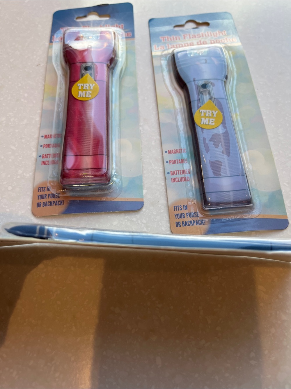 Thin Flashlight Pocket LED Flashlight Magnetic Blue, Pink or Purple NWT - Picture 6 of 6